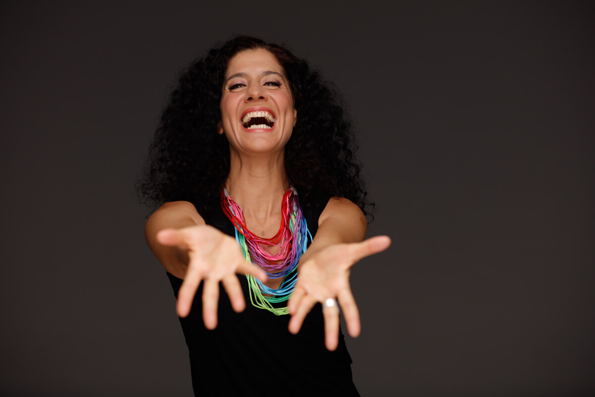 Pressefoto der Musikerin Marcia Bittencourt, Foto Joerg Singer