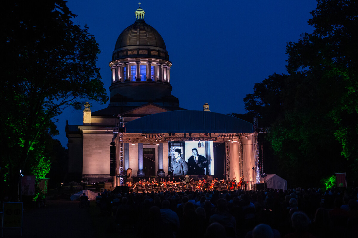 Stummfilmabend beim Open Air am Mausoleum, Foto Anhaltisches Theater Dessau, FPA Classics