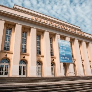 Anhaltisches Theater in Dessau Eingangsansicht